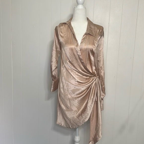 Fashion Nova Dresses & Skirts - Silk dress